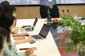 米兰在线登录人员怎么交税